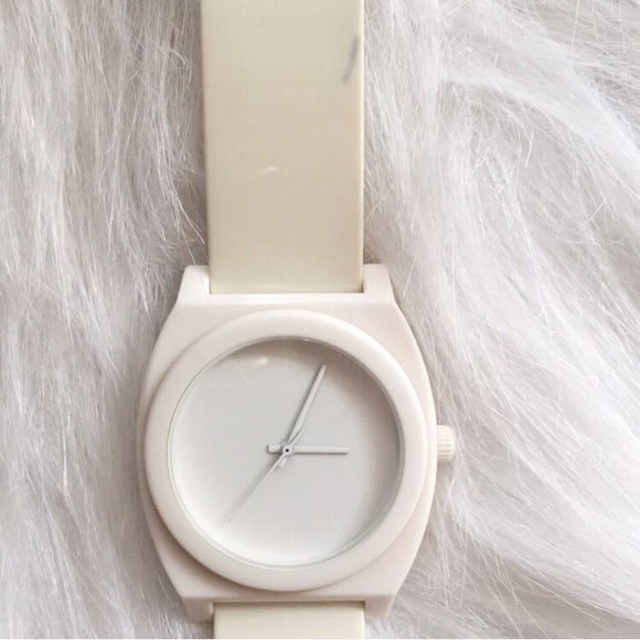 Nixon Minimal Time Teller P Polycarbonate Watch - Picture 4 of 8